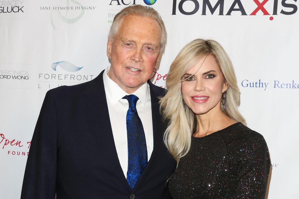 Lee Majors Present Wife Pic