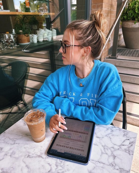 Sadie Aldis image
Credit: Her official Instagram (sadiealdis)